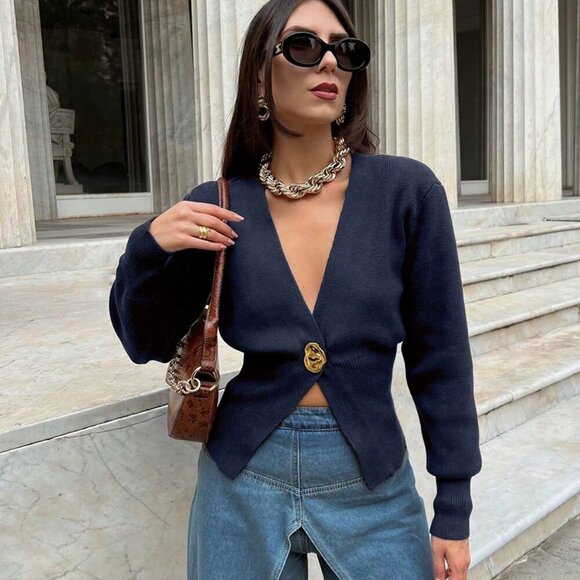 Blue Casual Women's Elegant Minimalist vneck button detailed sweater Cardigan - Picture 3 of 7